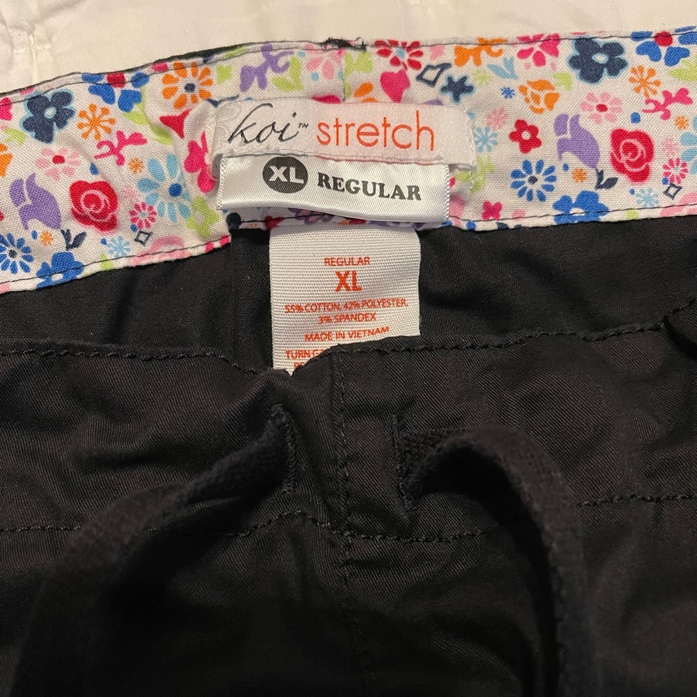 Koi xl black scrub pants. Gently worn